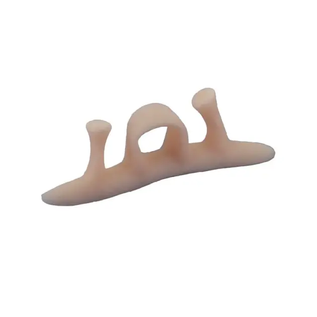 SEPARADOR CON ANILLO EN 3ER DEDO